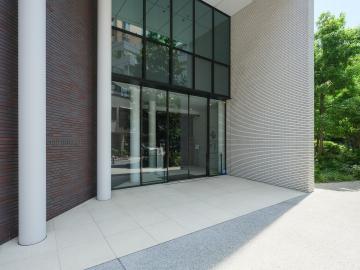 エントランス(2025年8月)