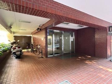 エントランス(2025年10月)