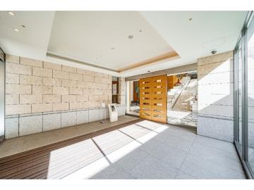 エントランス(2025年10月)