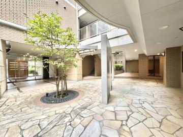 エントランス(2025年11月)