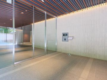 エントランス(2025年11月)