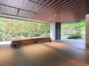 エントランス(2025年11月)